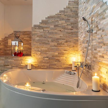 Suite Avec Jacuzzi Proche Paris & Disneyland Pontault-Combault Eksteriør bilde